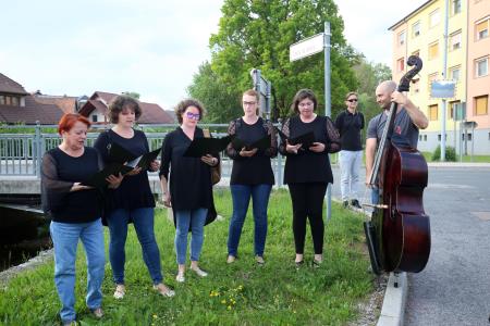 ODKRITJE HISTORIČNIH TABEL 16 FOTO LJUBO VUKELIČ